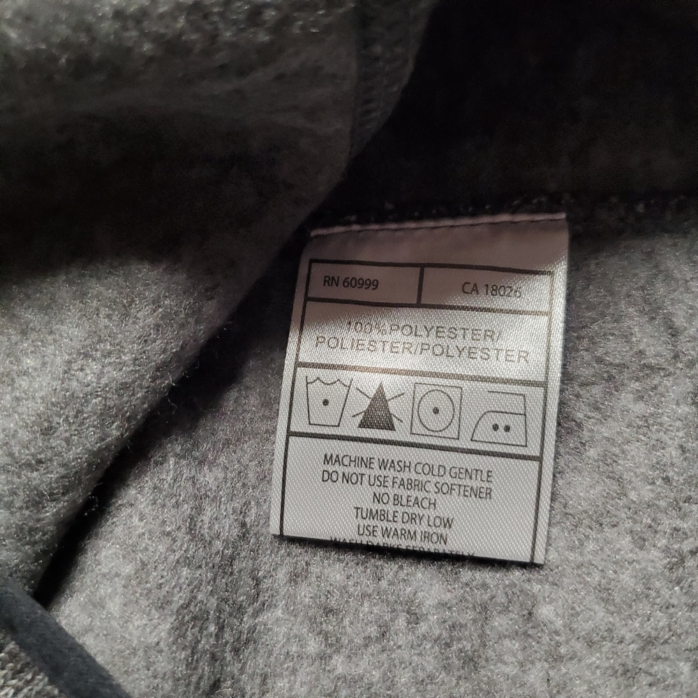 Gray Half-Zip Pullover with Cubs Logo - Picture 11 of 15